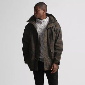 Men’s Express Camo Parka Size XL